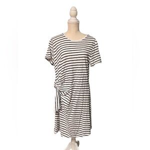 GAP striped navy‎ blue and white striped dress